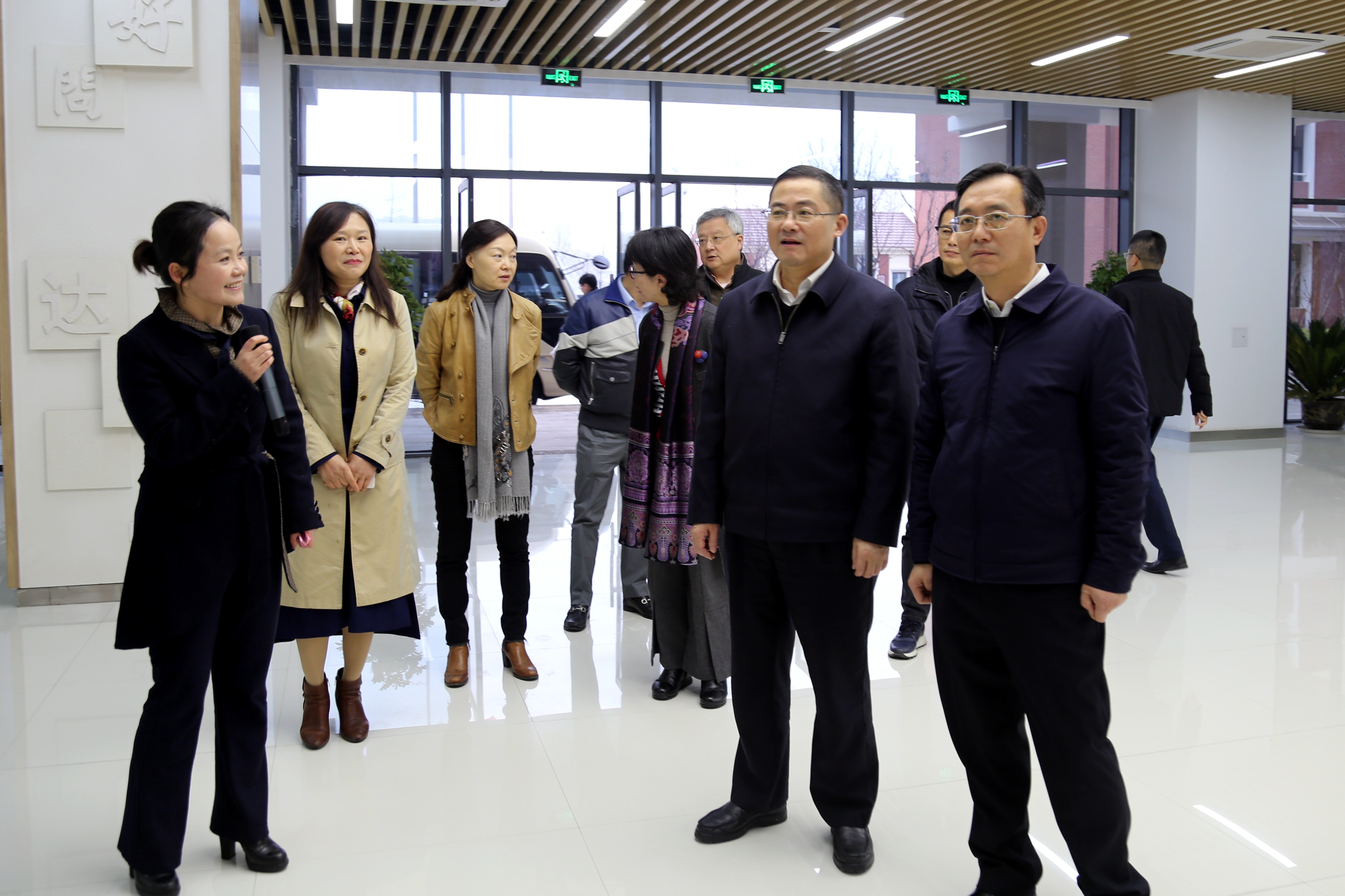 2021.3.11苏州工业园区人大工委领导一行莅临宿苏外参观考察.jpg